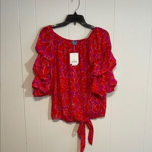CeCe Red and pink floral blouse new size medium tags on